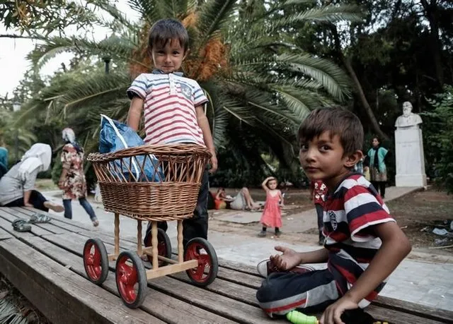 Πλαφόν στην τιμή βασικών προϊόντων για την προστασία προσφύγων