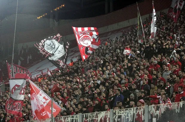 Οργή στον Ολυμπιακό για την απόφαση Κοντονή να ματαιώσει το Κύπελλο