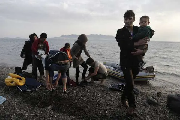 Πάνω από 5.200 πρόσφυγες στα νησιά του Αιγαίου