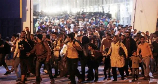 «Τρύπια» η συμφωνία των Βρυξελλών: Ήρθαν 3.000 μετανάστες σε 2 ημέρες