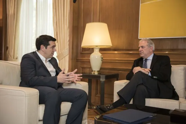 Συνάντηση Τσίπρα - Αβραμόπουλου το μεσημέρι στο Μαξίμου