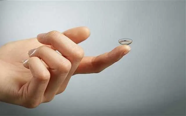 Ξεχάστε τα Google Glass, έρχονται οι φακοί επαφής με ενσωματωμένη κάμερα!