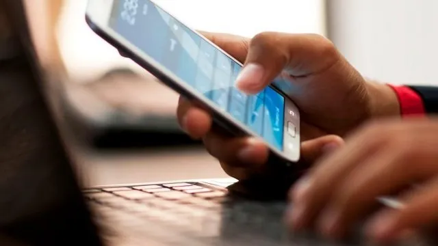 ΕΛΑΣ: Σε εξέλιξη απάτη με sms για πληρωμή «προστίμου» υπέρβασης ταχύτητας
