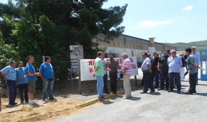 «Λεβεντέρης»: Λουκέτο στο εργοστάσιο, αντί να παράγει θα εισάγει