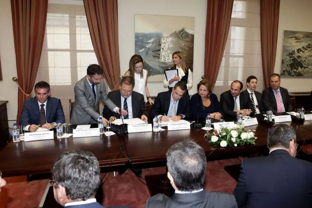 Στα χέρια της Apollo ο Αστέρας Βουλιαγμένης έναντι 393 εκ. ευρώ