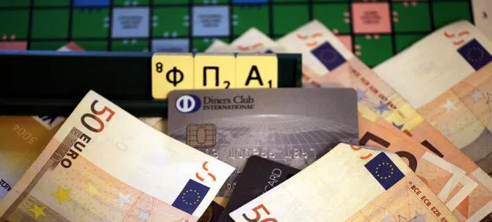 Τέλος ο μειωμένος ΦΠΑ: Αυξήσεις - φωτιά σε νησιά της άγονης γραμμής