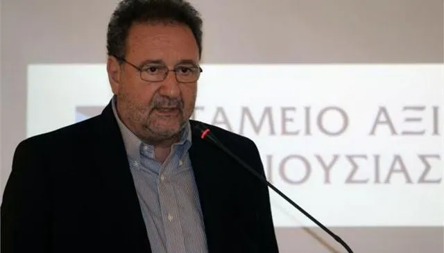 Πιτσιόρλας: Γιατί με κατηγορούν; Υλοποιώ το πρόγραμμα της κυβέρνησης