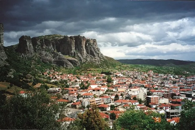 Αλλάζει όνομα η Καλαμπάκα - Γίνεται Μετέωρα