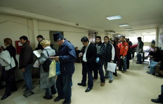 Πώς θα κλείσετε τα βιβλία της εφορίας με 100 ευρώ - Η απόφαση της ΓΓΔΕ
