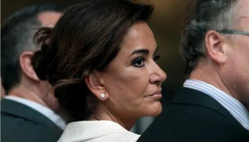 Ντ. Μπακογιαννη: Δεν θα μακροημερεύσει η κυβέρνηση, πρόβλημα ο πρωθυπουργός