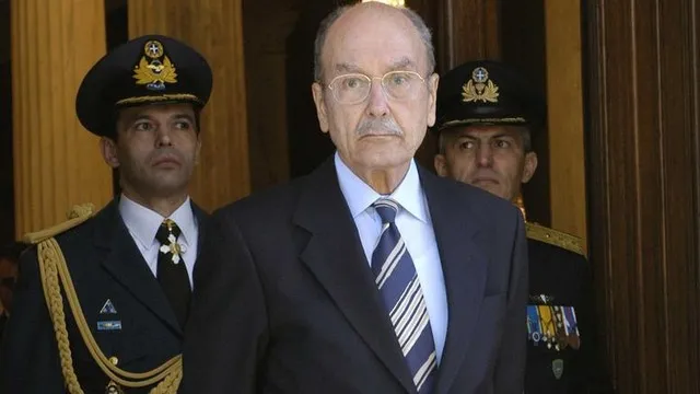 Θλίψη στον πολιτικό κόσμο για το θάνατο του Κωστή Στεφανόπουλου