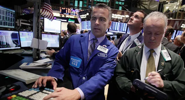 Τραμπ και Fed «οδήγησαν» σε απώλειες την Wall Street