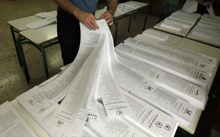 MRB: 6 στους 10 βλέπουν πρόωρες εκλογές