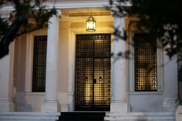 Μαξίμου: Αυτές είναι οι λανθασμένες προβλέψεις του ΔΝΤ από το 2010