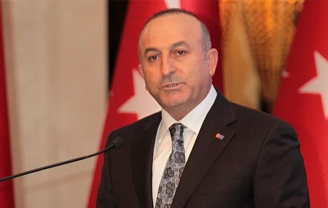 Χάθηκαν τα κέρδη της λίρας, ανησυχίες για τους S-400