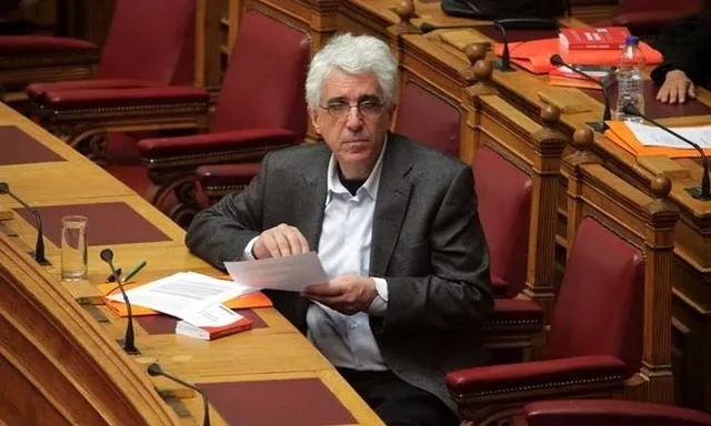 Παρασκευόπουλος: Παρερμηνεύτηκε η δήλωσή μου για τη Χρυσή Αυγή