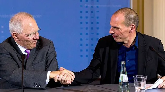 Γ. Βαρουφάκης: Ο Σόιμπλε αποφάσισε να ρίξει τον Σαμαρά τον Ιούνιο 2014