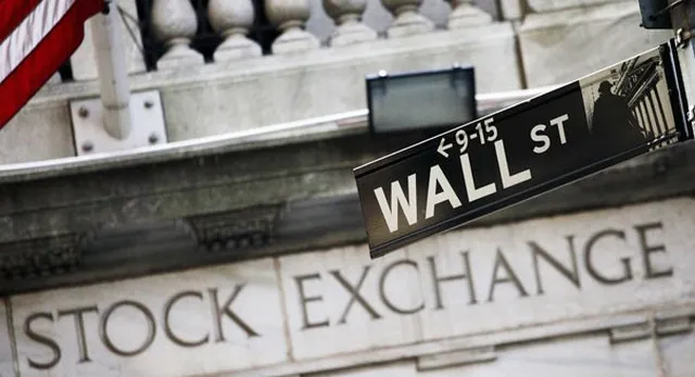 Διευρύνουν τα κέρδη οι δείκτες στη Wall Street