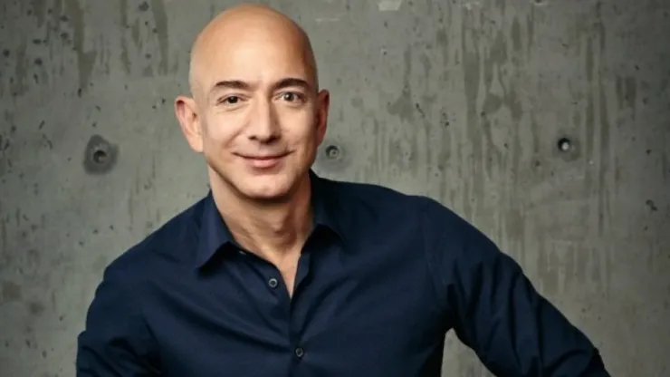 O Τζεφ Μπέζος της Amazon έγινε ο πλουσιότερος άνθρωπος στον κόσμο