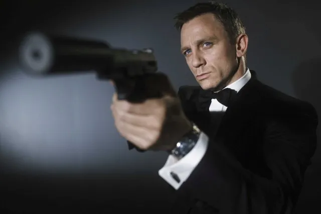 Τι συμβαίνει επιτέλους με τον James Bond;