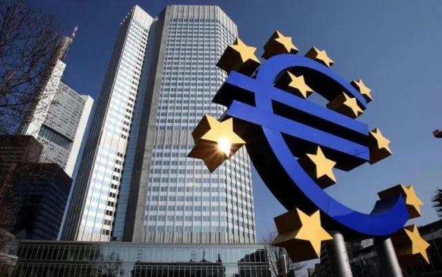 Σεπτέμβριο ή Οκτώβριο οι αλλαγές στο QE της ΕΚΤ