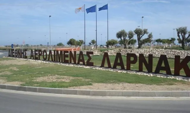 Ρεκόρ κίνησης στα αεροδρόμια Λάρνακας και Πάφου