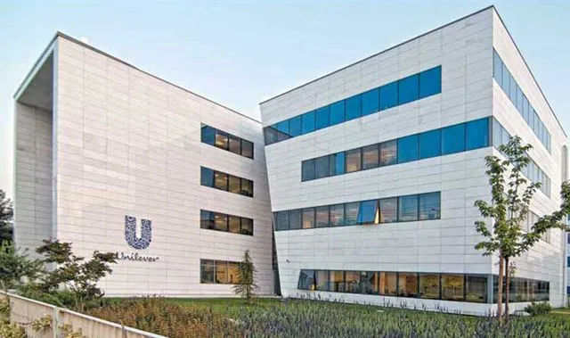 Αλλαγή σκυτάλης στην ηγεσία της ΕΛΑΪΣ - Unilever Hellas