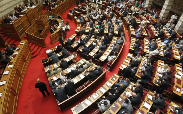 Πολιτικός σάλος από τις αποκαλύψεις για το παράλληλο νόμισμα