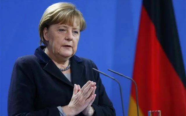 «Πράσινο φως» από Μέρκελ για QE και μεσοπρόθεσμα μέτρα χρέους