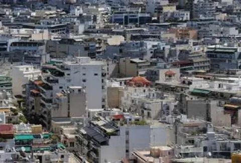Ακίνητα: Αβεβαιότητα στον κλάδο σε Ελλάδα και Ευρώπη