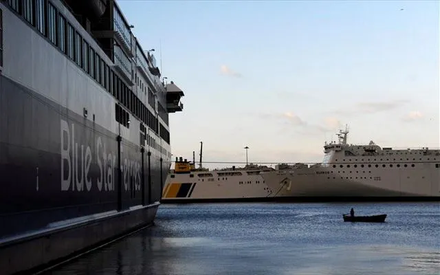 Έληξε η απεργία της ΠΝΟ - Αναχωρούν από τις 2 το μεσημέρι τα πλοία 
