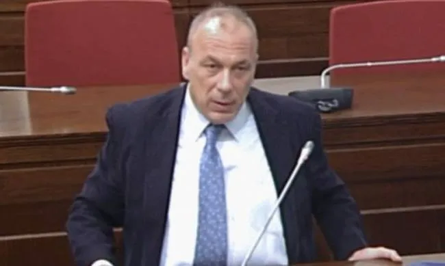 Δεσμεύονται οι τραπεζικοί λογαριασμοί και η ακίνητη περιουσία του Φώτη Μπόμπολα