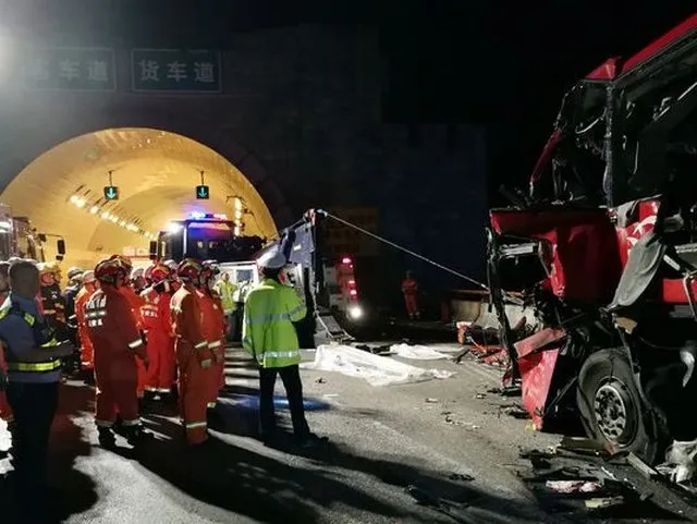 Κίνα: 36 νεκροί σε δυστύχημα λεωφορείου