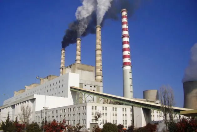 Κοπελούζος με Κινέζους για ΔΕΗ Επενδύσεις 8 δισ. στην ενέργεια