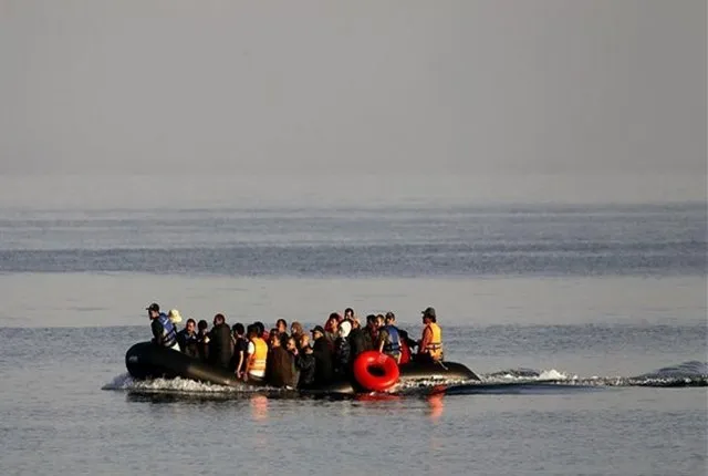 Αγνοούνται δεκάδες μετανάστες ανοικτά της Λιβύης