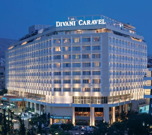 Με τις πολυτελείς «Divine Suites» υποδέχεται τον Σεπττέμβριο το ξενοδοχείο Divani Caravel