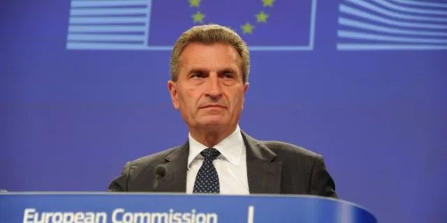 Στην Αθήνα ο Επίτροπος Έντιγκερ για τον ευρωπαικό προϋπολογισμό