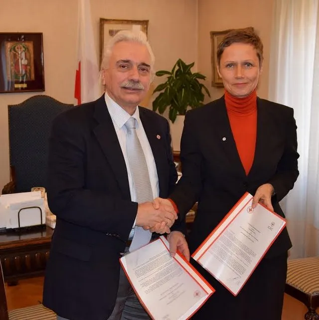 Επισφράγιση της μακροχρόνιας συνεργασίας Ε.Ε.Σ. και Διεθνούς Επιτροπής Ερυθρού Σταυρού