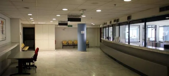 Οργισμένη  γυναίκα «έστειλε» εφοριακό στο νοσοκομείο!