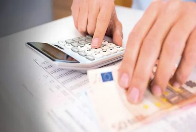 Αναδρομικές εισφορές για 250.000 αυτοαπασχολούμενους