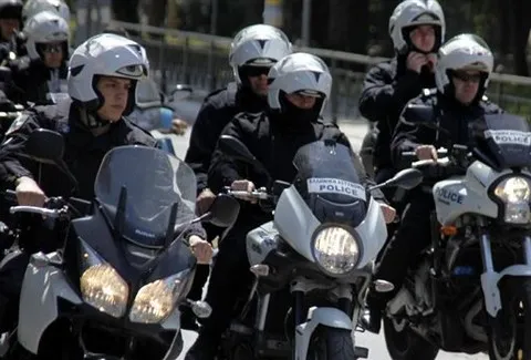 Τηλεφώνημα για βόμβα σε πλοίο στη Σαντορίνη