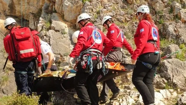 Όλυμπος: Συνεχίζεται η επιχείρηση διάσωσης του Ρουμάνου ορειβάτη