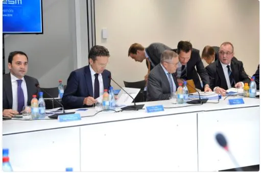 ESM για τη δόση: Κλείστε πρώτα τις εκκρεμότητες