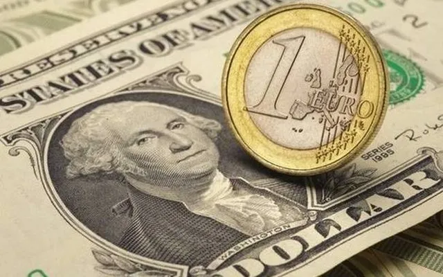 Ανοδικές τάσεις για το δολάριο