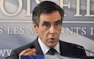 Στριμώχνουν τον Φιγιόν: Δίωξη για κατάχρηση δημοσίων πόρων