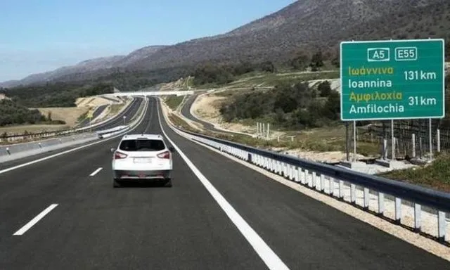 Παραδίδεται το τμήμα της Ιόνιας Οδού από Αμφιλοχία μέχρι την παράκαμψη της Άρτας