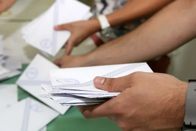 Εννέα οι υποψήφιοι για την ηγεσία της Κεντροαριστεράς