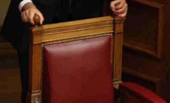 Κλειστές οι συνεδριάσεις της επιτροπής για τον Παπαντωνίου