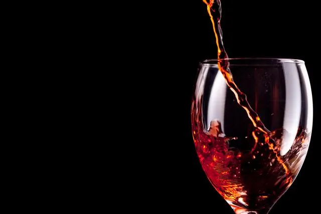 Επανεξέταση του ΕΦΚ στο κρασί ζητά ο Σύνδεσμος Βιομηχανιών Θεσσαλίας