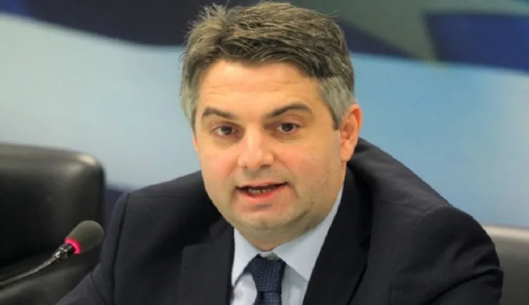 Υποψήφιος και ο Οδ. Κωνσταντινόπουλος για την ηγεσία της Κεντροαριστεράς